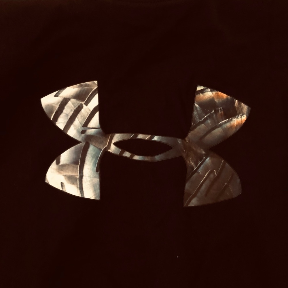Brand new black tee
